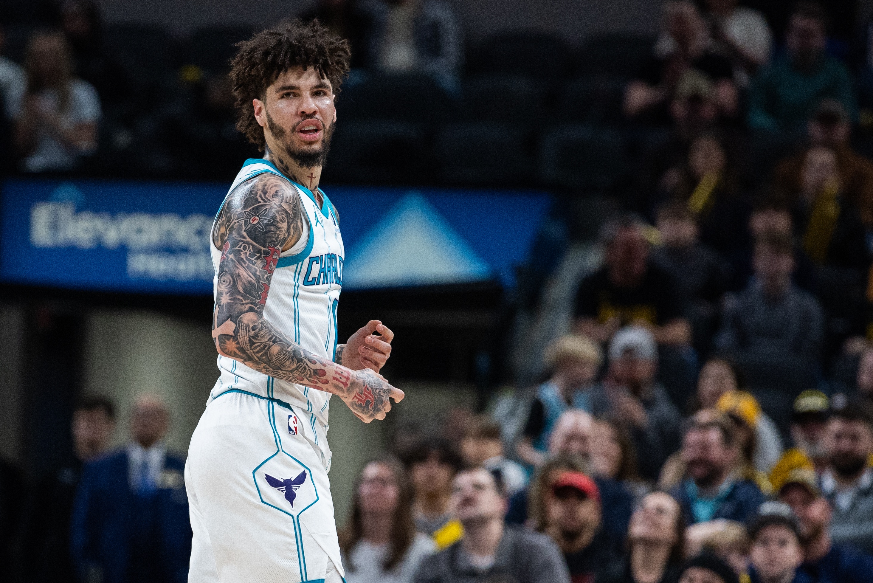 游戏规则模拟器-三球出战28分钟 12中4&amp;三分10中3拿到14分7板9助 正负值+24